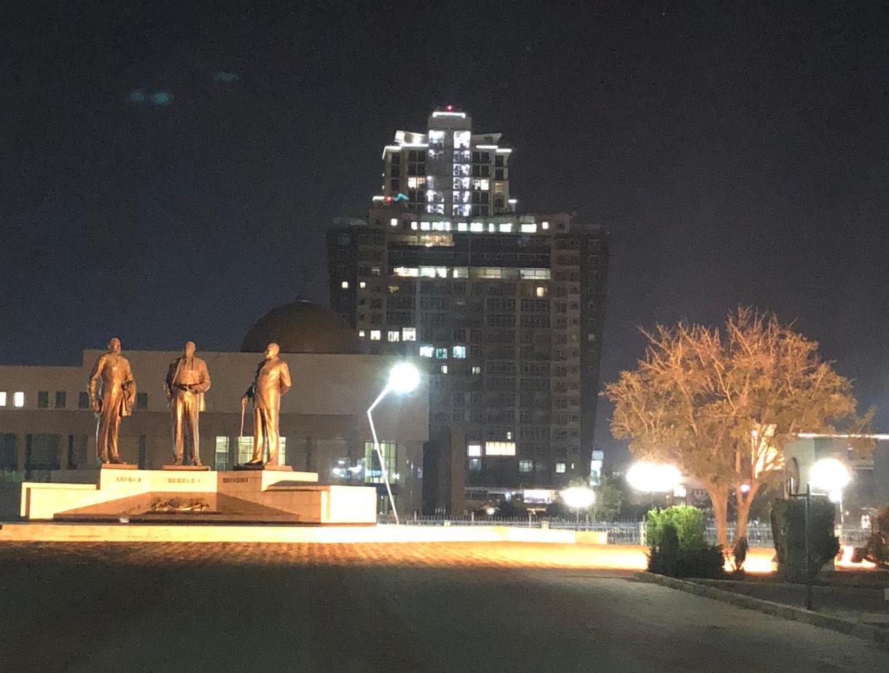 Urban Awe Apartment- Itowers 18Th Floor Gaborone Bagian luar foto